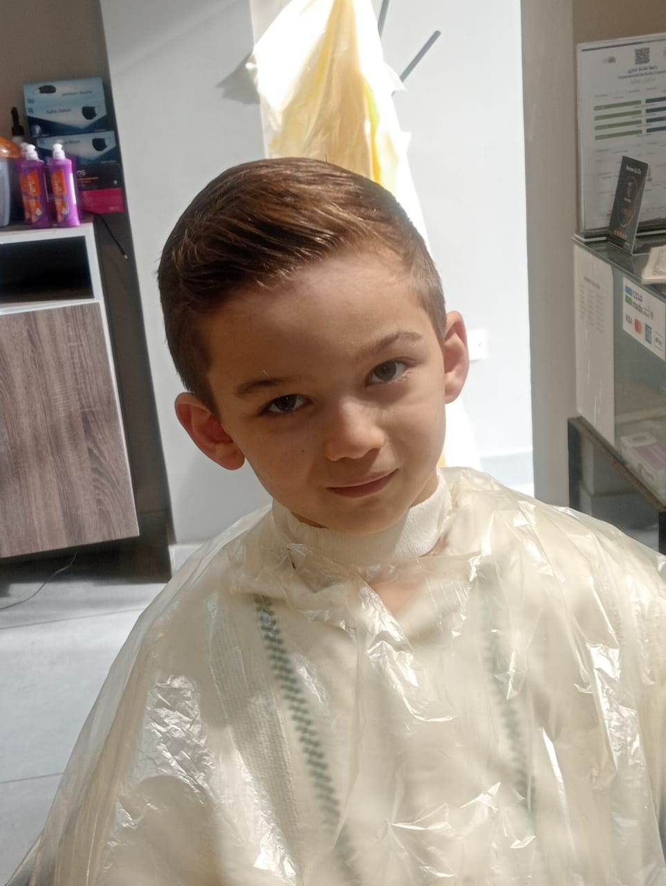 حلاقة أطفال